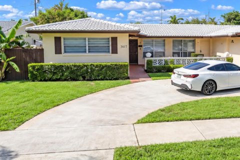 Appartement à Hollywood, Floride 3 chambres, 157.93 m2 № 2366357