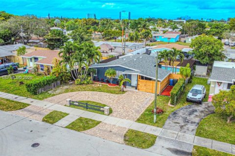 Villa ou maison à Oakland Park, Floride 3 chambres № 2265269