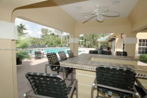 Condominio en venta en Pompano Beach, Florida, 1 dormitorio, 58.81 m2 № 1937640 - foto 26