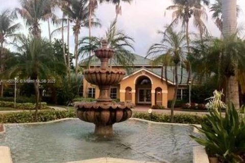 Condominio en venta en Pompano Beach, Florida, 1 dormitorio, 58.81 m2 № 1937640 - foto 15