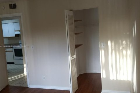 Condominio en venta en Pompano Beach, Florida, 1 dormitorio, 58.81 m2 № 1937640 - foto 6