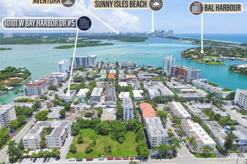 Copropriété à louer à Bay Harbor Islands, Floride: 1 chambre, 58.99 m2 № 1941355 - photo 14