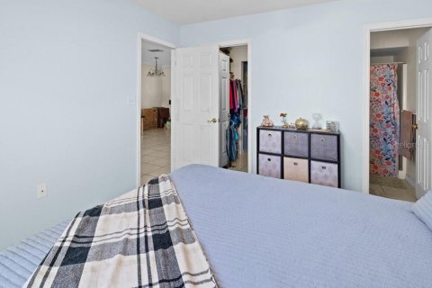 Купить кондоминиум в Пунта-Горда, Флорида 6 комнат, 82.31м2, № 1865968 - фото 11