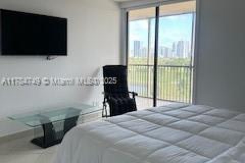 Купить кондоминиум в Авентура, Флорида 2 спальни, 121.98м2, № 1706286 - фото 21
