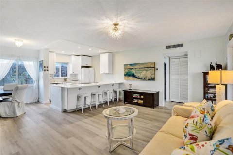 Condominio en venta en Fort Lauderdale, Florida, 1 dormitorio, 68.75 m2 № 2085084 - foto 2