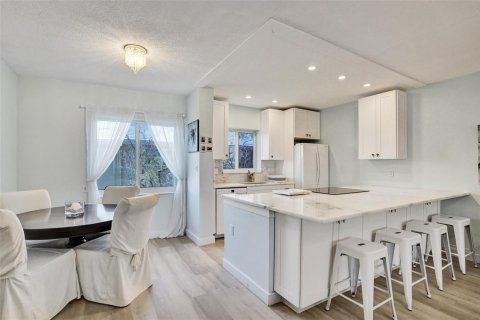 Condominio en venta en Fort Lauderdale, Florida, 1 dormitorio, 68.75 m2 № 2085084 - foto 4