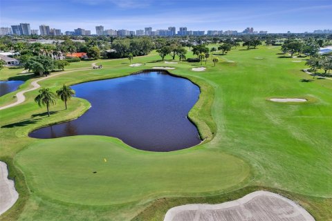 Estudio en el Condominio en Fort Lauderdale, Florida  № 2085084
