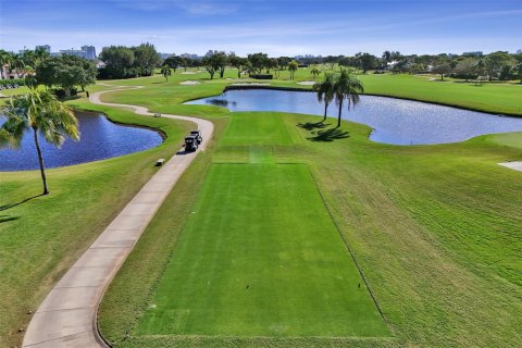 Condominio en venta en Fort Lauderdale, Florida, 1 dormitorio, 68.75 m2 № 2085084 - foto 16