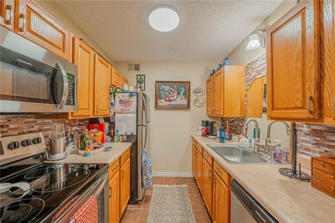 Condo in Ocala, Florida, 1 bedroom  № 1834900 - photo 10