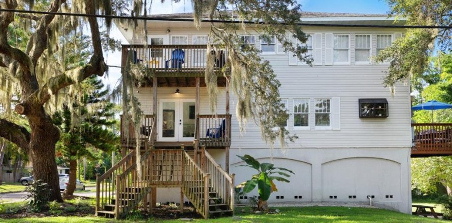 Apartment in Bradenton, Florida 2 bedrooms, 110.55 sq.m. № 2223506