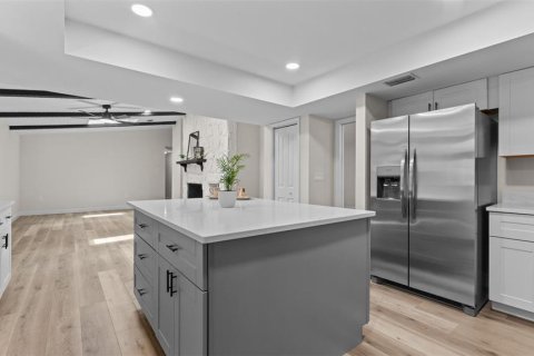 Casa en venta en Cocoa, Florida, 4 dormitorios, 275.73 m2 № 1883101 - foto 27