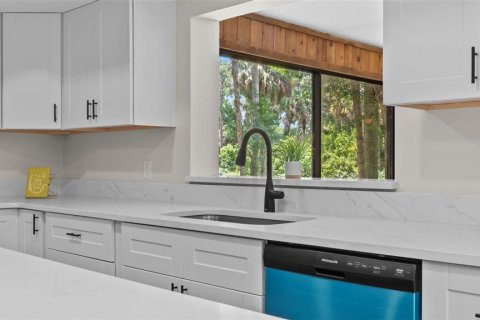 Casa en venta en Cocoa, Florida, 4 dormitorios, 275.73 m2 № 1883101 - foto 26