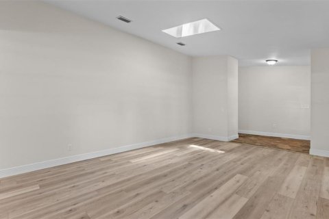 Casa en venta en Cocoa, Florida, 4 dormitorios, 275.73 m2 № 1883101 - foto 12