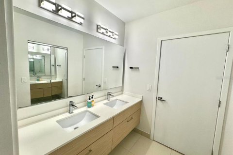 Copropriété à vendre à Miami, Floride: 2 chambres, 108.51 m2 № 1782693 - photo 20
