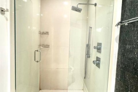 Copropriété à vendre à Miami, Floride: 2 chambres, 108.51 m2 № 1782693 - photo 24