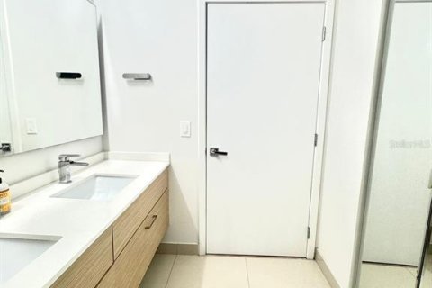 Copropriété à vendre à Miami, Floride: 2 chambres, 108.51 m2 № 1782693 - photo 23
