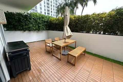 Copropriété à vendre à Miami, Floride: 2 chambres, 108.51 m2 № 1782693 - photo 29