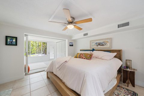 Condominio en alquiler en Longboat Key, Florida, 2 dormitorios, 129.13 m2 № 2096909 - foto 10