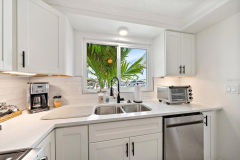 Condominio en alquiler en Longboat Key, Florida, 2 dormitorios, 129.13 m2 № 2096909 - foto 24