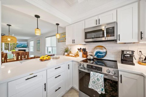 Condominio en alquiler en Longboat Key, Florida, 2 dormitorios, 129.13 m2 № 2096909 - foto 23