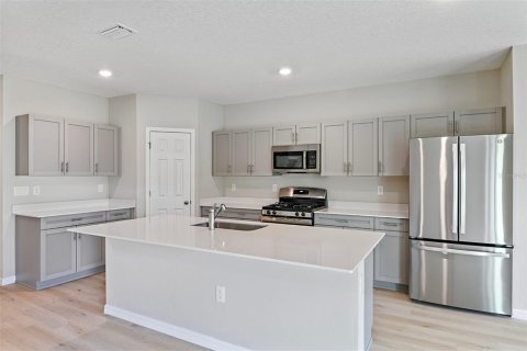 House in Wesley Chapel, Florida 5 bedrooms, 295.62 sq.m. № 2237568 - photo 11