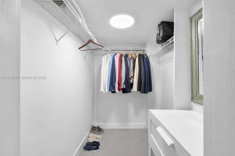 Copropriété à louer à Miami, Floride: 2 chambres, 88.16 m2 № 2046875 - photo 15