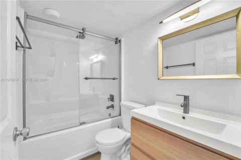 Copropriété à louer à Miami, Floride: 2 chambres, 88.16 m2 № 2046875 - photo 17
