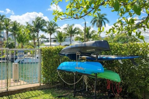 Copropriété à louer à Miami, Floride: 2 chambres, 88.16 m2 № 2046875 - photo 18