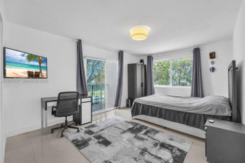 Copropriété à louer à Miami, Floride: 2 chambres, 88.16 m2 № 2046875 - photo 12