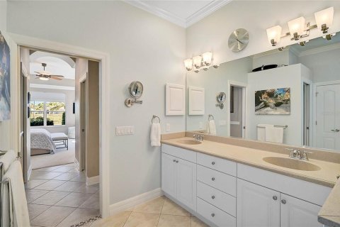 Villa ou maison à vendre à North Port, Floride: 3 chambres, 261.43 m2 № 1573706 - photo 27