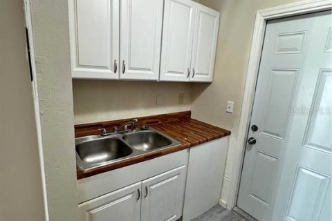 Appartement à louer à Tampa, Floride: 2 chambres, 53.42 m2 № 2414017 - photo 2