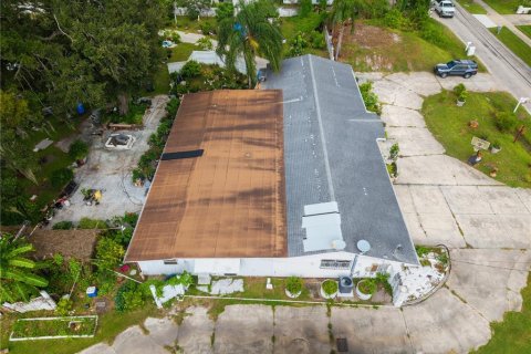 Immobilier commercial à vendre à Tampa, Floride: 6 chambres, 227.61 m2 № 2312804 - photo 5