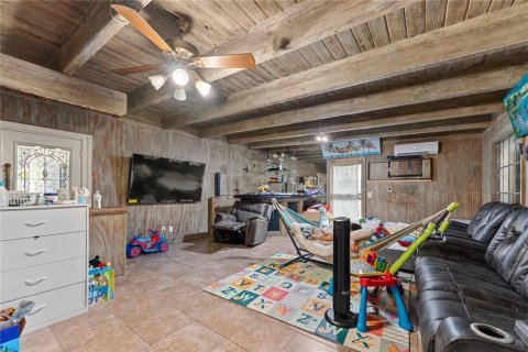 Immobilier commercial à vendre à Tampa, Floride: 6 chambres, 227.61 m2 № 2312804 - photo 22