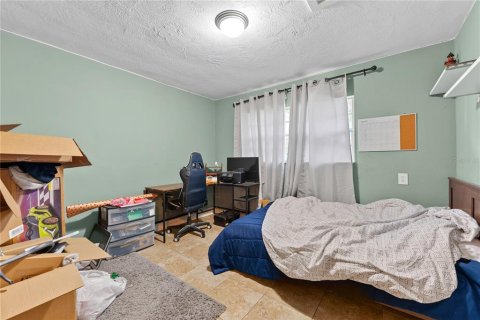 Immobilier commercial à vendre à Tampa, Floride: 6 chambres, 227.61 m2 № 2312804 - photo 28