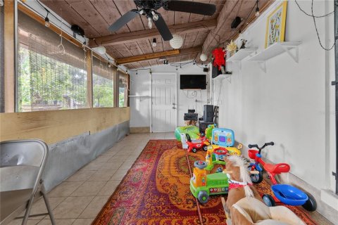 Immobilier commercial à vendre à Tampa, Floride: 6 chambres, 227.61 m2 № 2312804 - photo 20