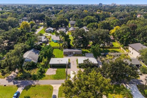 Commercial property in Orlando, Florida 10 bedrooms, 283.26 sq.m. № 2396970 - photo 7