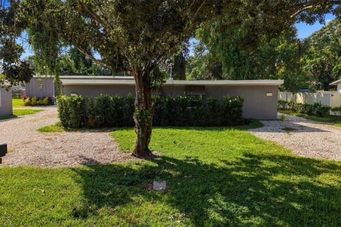 Commercial property in Orlando, Florida 10 bedrooms, 283.26 sq.m. № 2396970 - photo 4