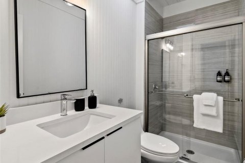 Commercial property in Orlando, Florida 10 bedrooms, 283.26 sq.m. № 2396970 - photo 13