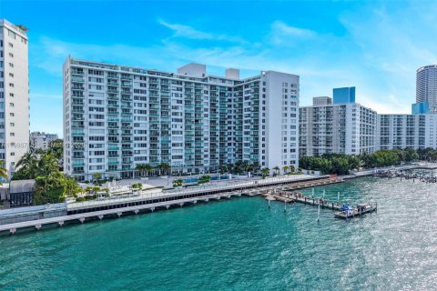 Copropriété à vendre à Miami Beach, Floride: 1 chambre, 87.61 m2 № 2048414 - photo 6