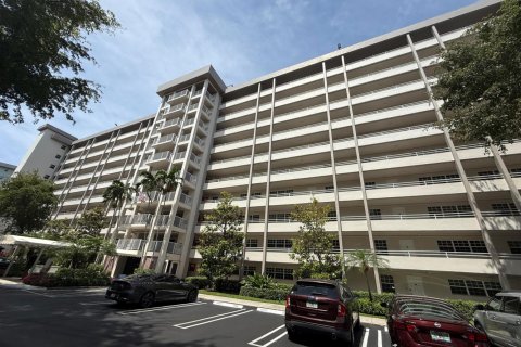 Condo à Pompano Beach, Floride, 2 chambres № 2146285