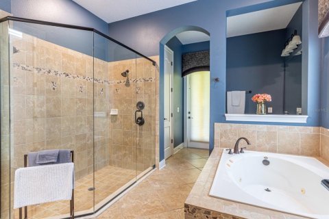 Villa ou maison à vendre à Sorrento, Floride: 4 chambres, 376.53 m2 № 2149537 - photo 23