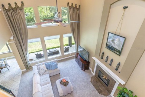 Villa ou maison à vendre à Sorrento, Floride: 4 chambres, 376.53 m2 № 2149537 - photo 6