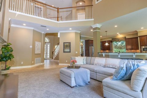 Villa ou maison à vendre à Sorrento, Floride: 4 chambres, 376.53 m2 № 2149537 - photo 8