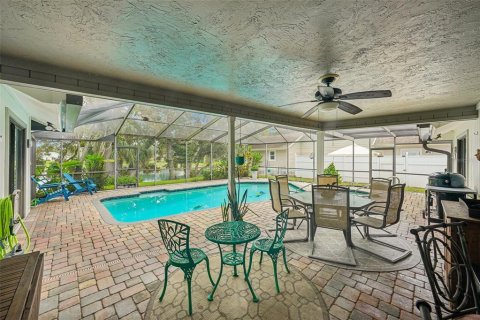 Casa en venta en Palm Harbor, Florida, 3 dormitorios, 171.4 m2 № 2386673 - foto 2