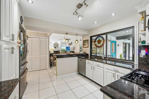 Casa en venta en Palm Harbor, Florida, 3 dormitorios, 171.4 m2 № 2386673 - foto 9