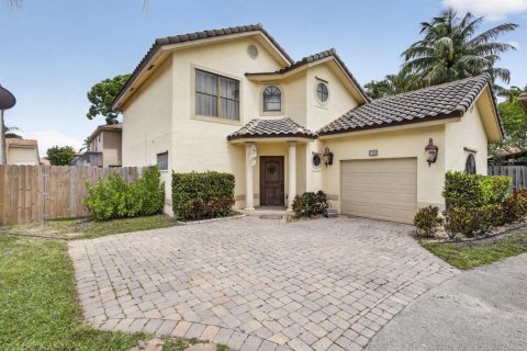 House in Wellington, Florida 3 bedrooms, 131.83 sq.m. № 2177499 - photo 2
