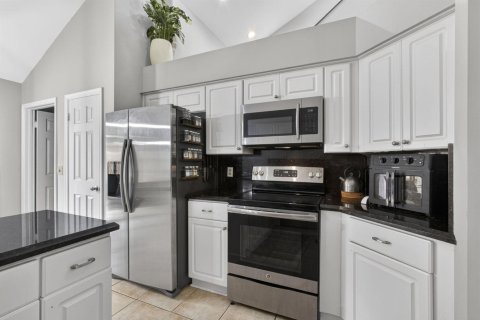 House in Wellington, Florida 3 bedrooms, 131.83 sq.m. № 2177499 - photo 5