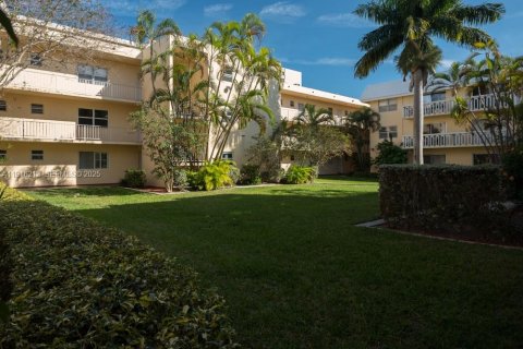 Copropriété à louer à Coral Gables, Floride: 1 chambre, 75.07 m2 № 1976641 - photo 29