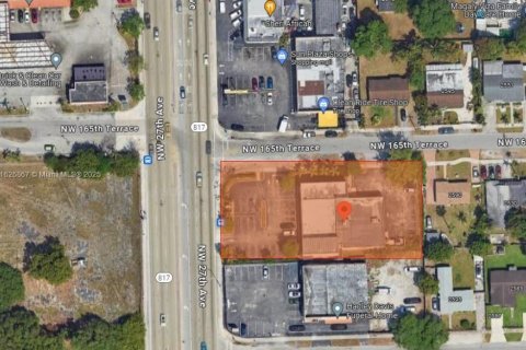 Commercial property in Miami Gardens, Florida № 2246910 - photo 5