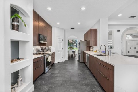 Villa ou maison à vendre à Orlando, Floride: 4 chambres, 218.69 m2 № 2420046 - photo 7
